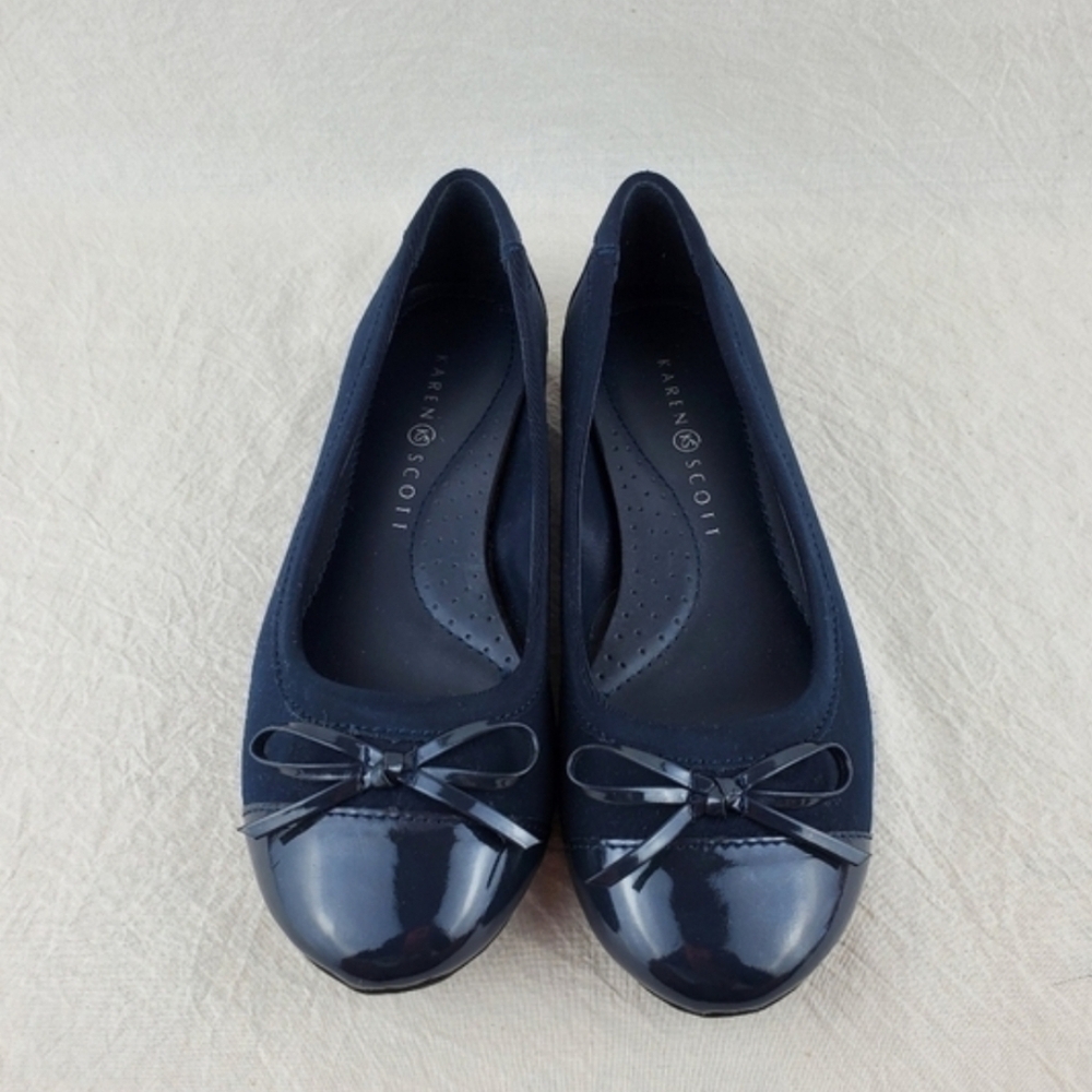 Karen Scott Rylee blue flat shoes Size 6.5